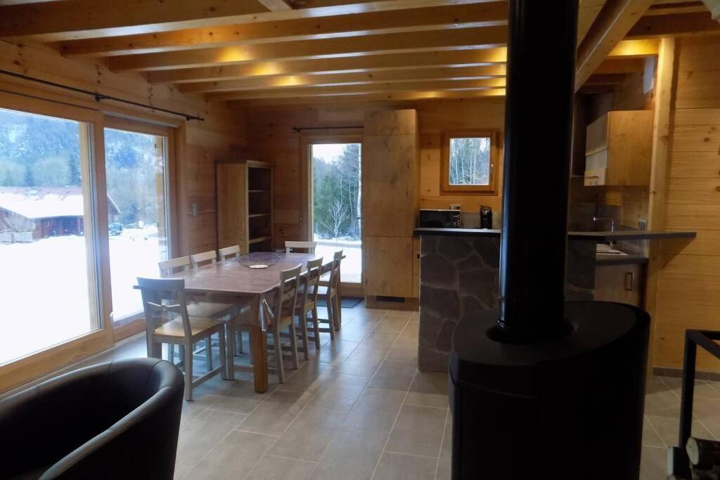 Chalet Des Charbonniers Avec Etang Saint-Maurice-sur-Moselle Buitenkant foto