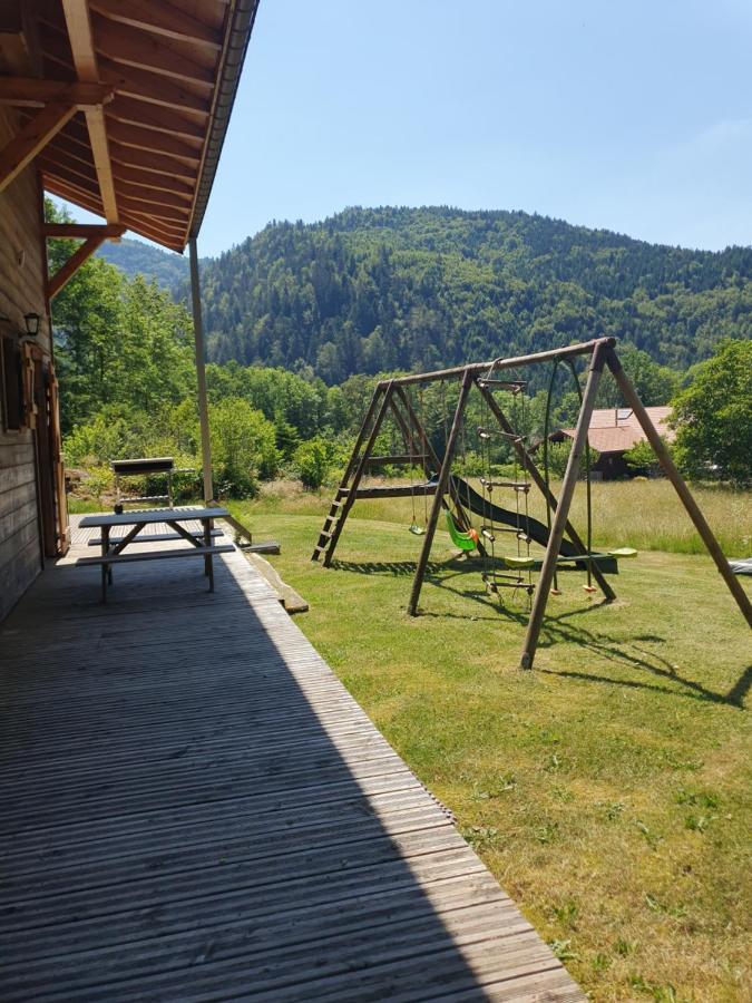 Chalet Des Charbonniers Avec Etang Saint-Maurice-sur-Moselle Buitenkant foto